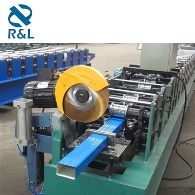 Stroj na tvarovanie valcov zvodovej rúry